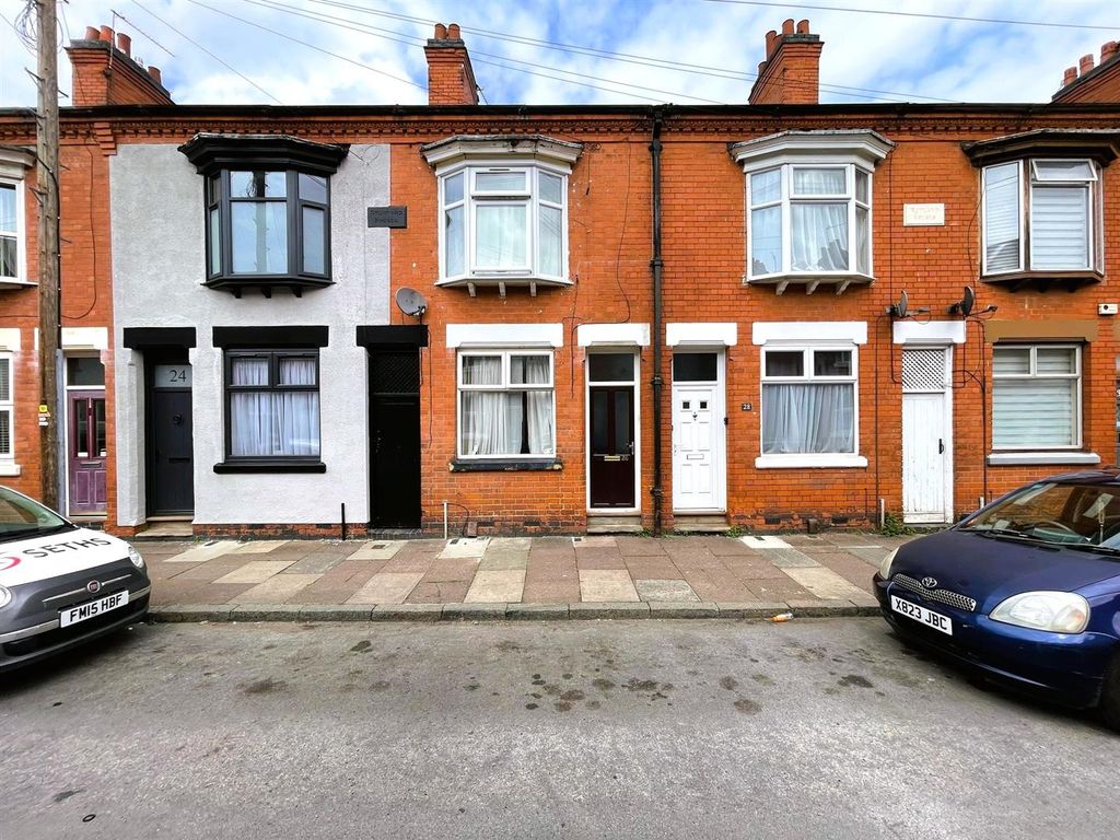 Property photo 1 of 14 Front