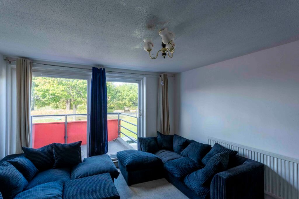 Property photo 3 of 26