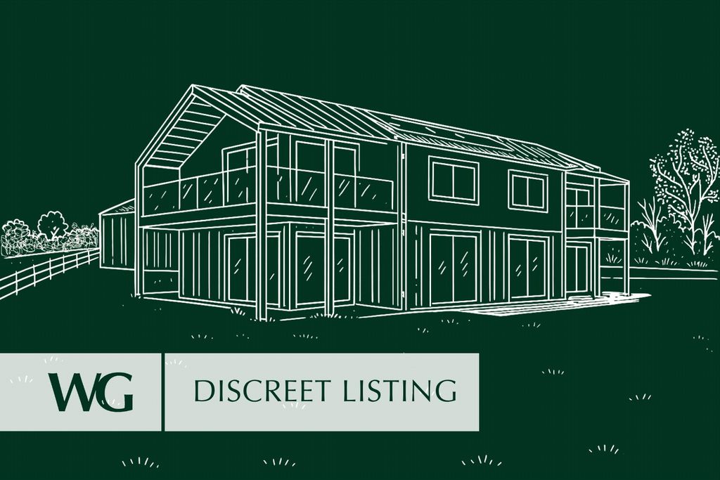 Property photo 1 of 9 Discreet