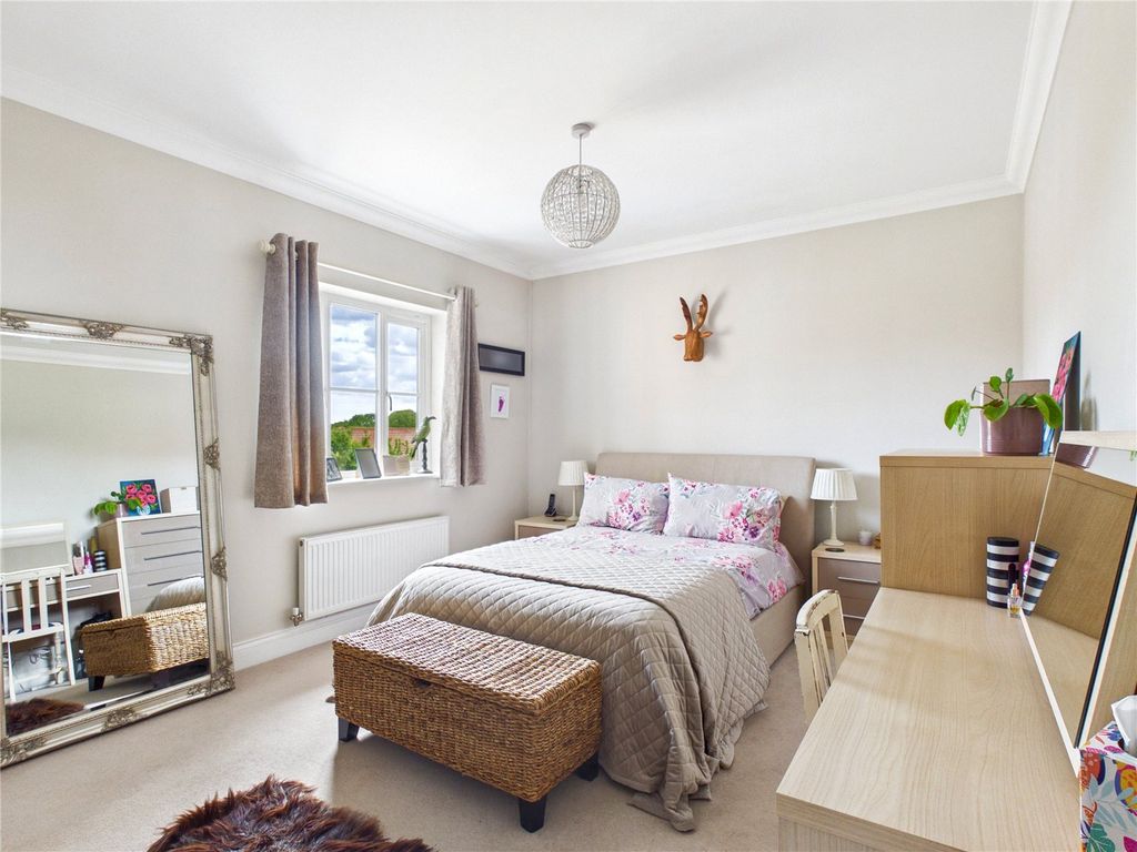 Additional image 8 of 1 bed flat for saleWarren Avenue, Saxmundham, Suffolk IP17