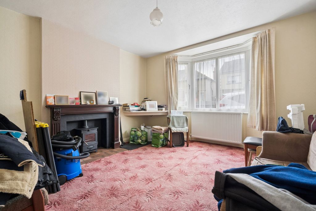 Property photo 3 of 15