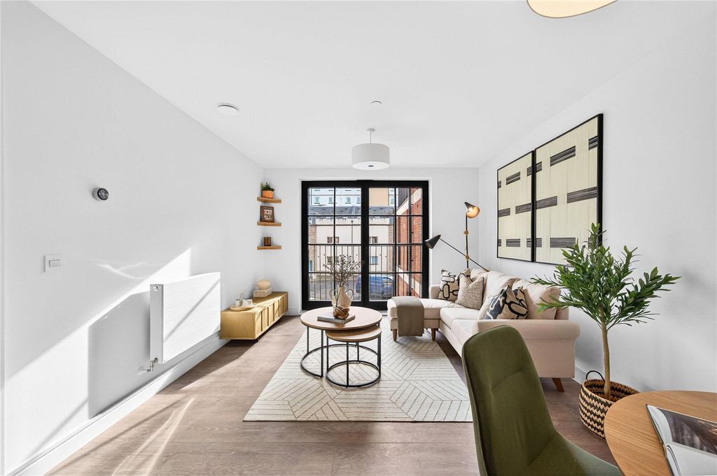 Property photo 1 of 13 Living/Dining