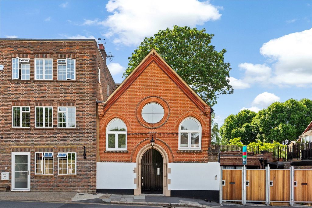 Property photo 1 of 17 Picture No. 23