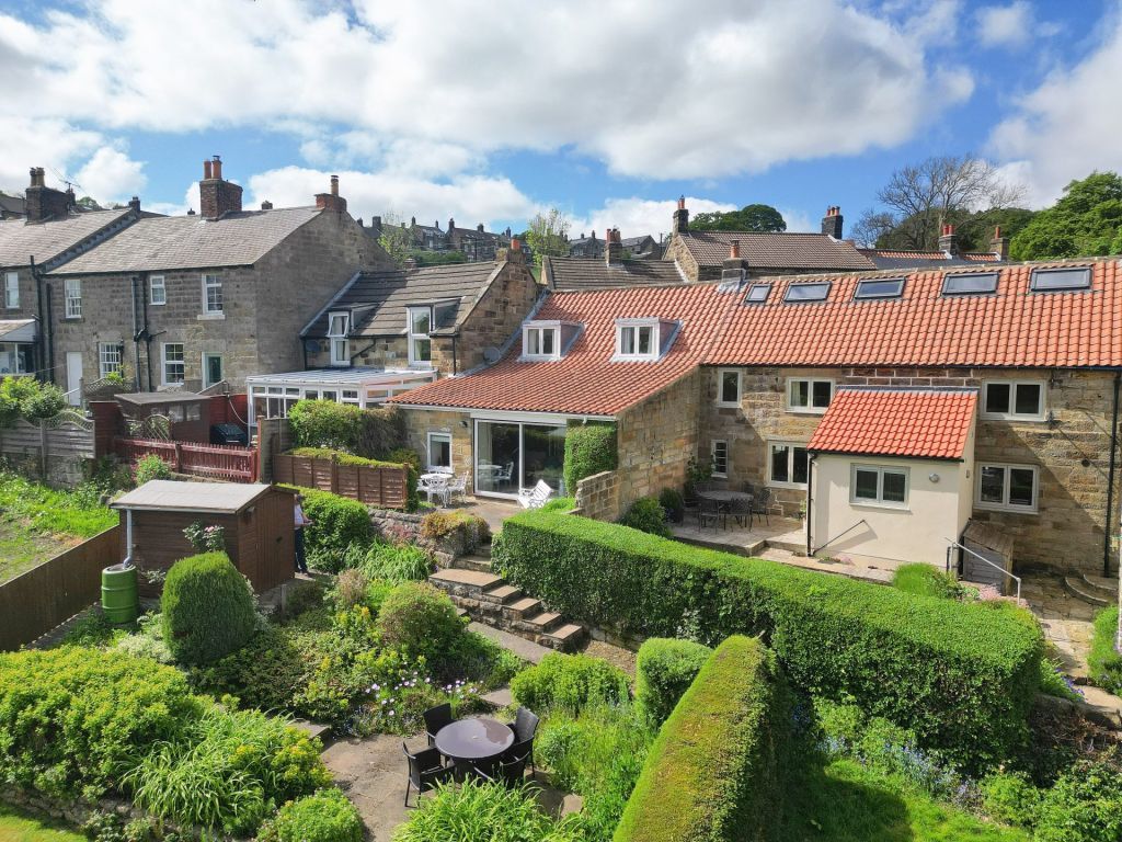 Property photo 1 of 24