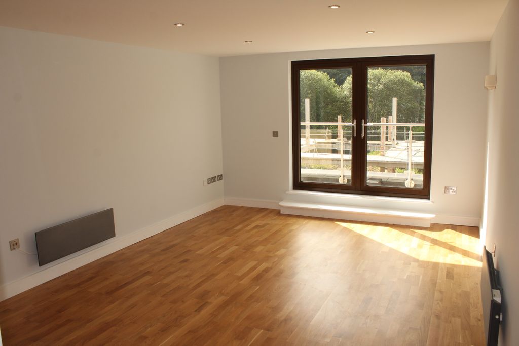 Property photo 3 of 4