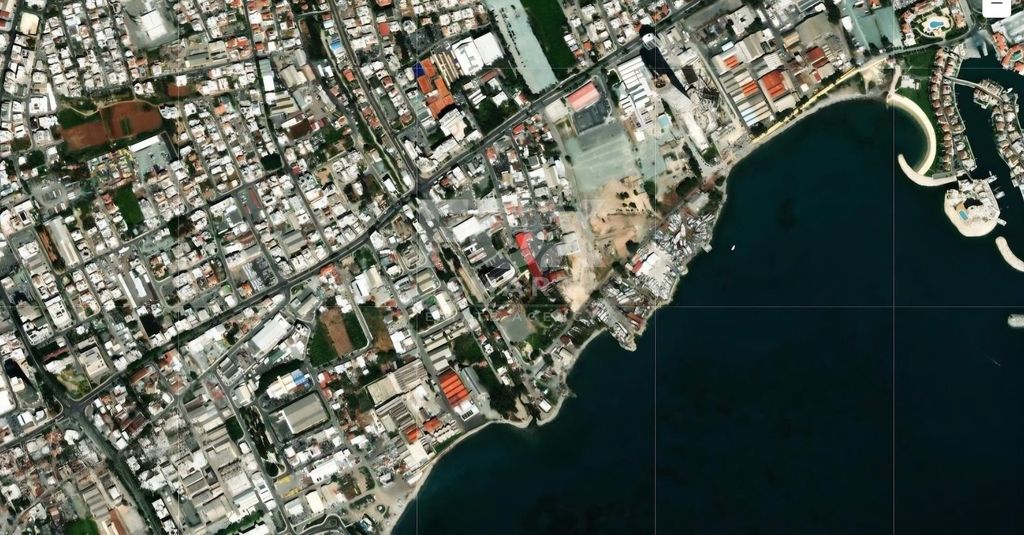 Property photo 1 of 1 Prime Commercial/Industrial Land For Sale In Εβ3 Zone In Tsi