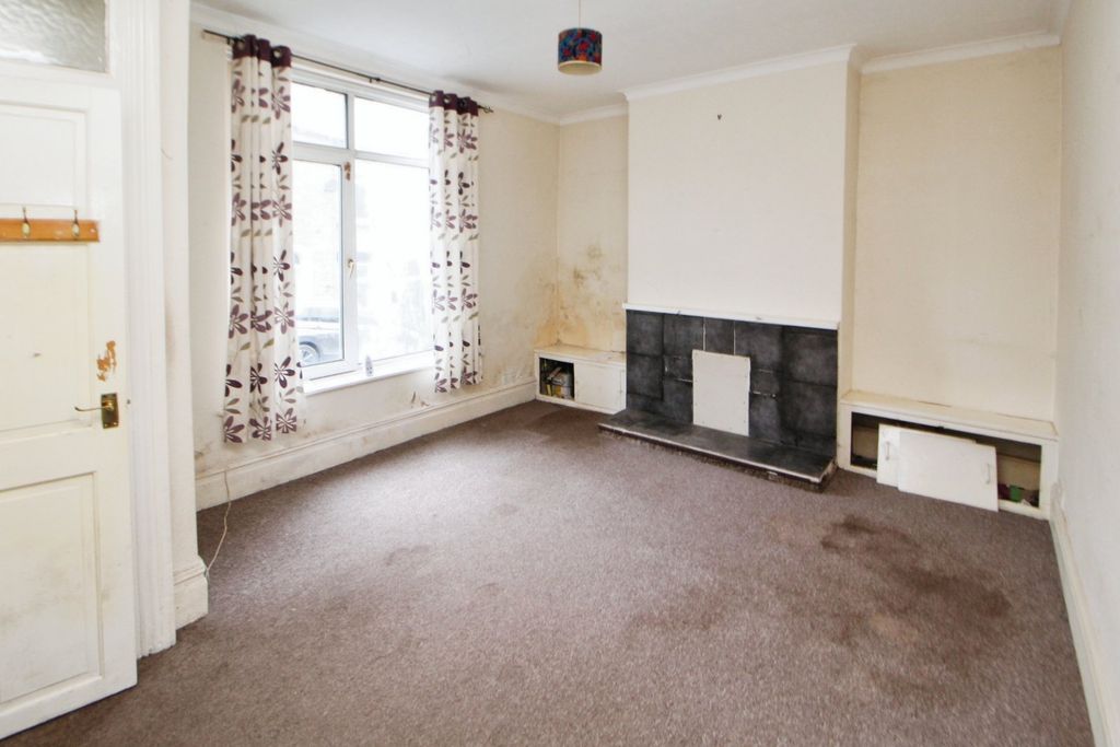 Property photo 2 of 6 Picture No. 08