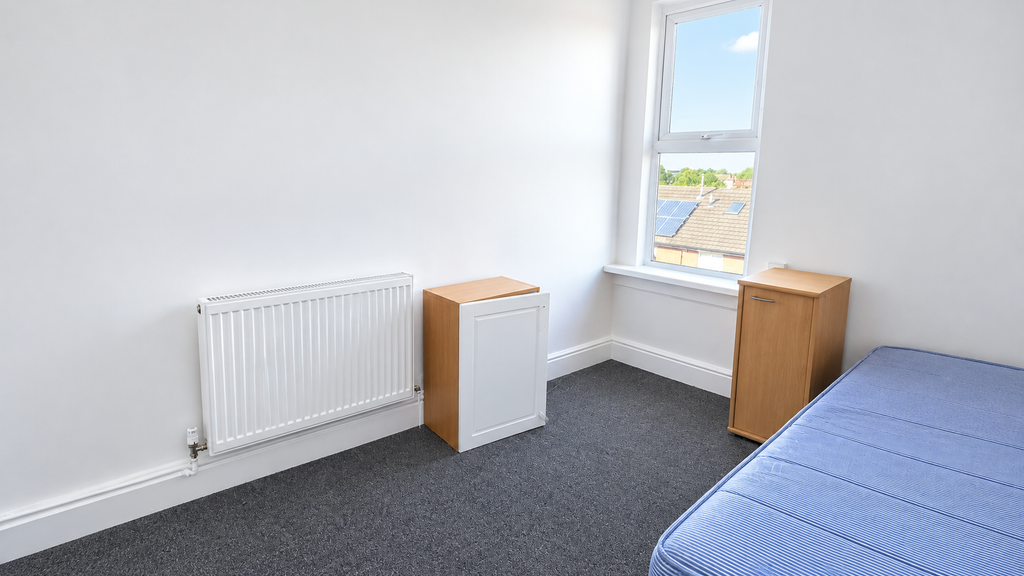 Property photo 2 of 3
