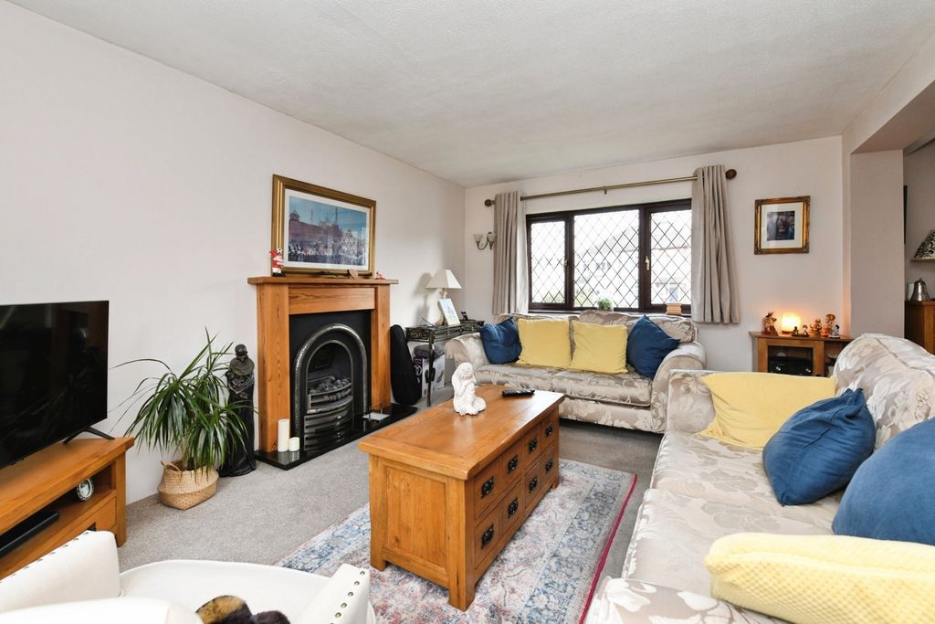 Property photo 2 of 12 Interior