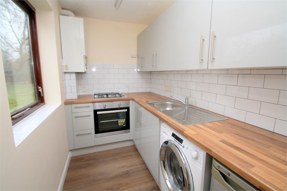 Property photo 1 of 4