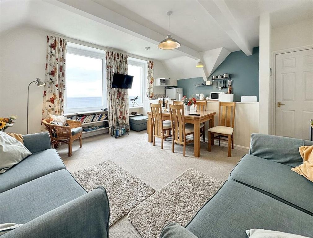 Property photo 3 of 33 4855293