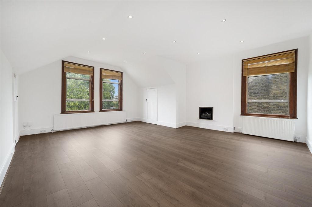Property photo 2 of 18 95Qpdzm2F7Iez9Ceqdx6.Jpg