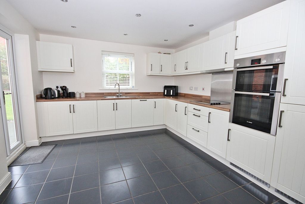 Property photo 3 of 19 3503553