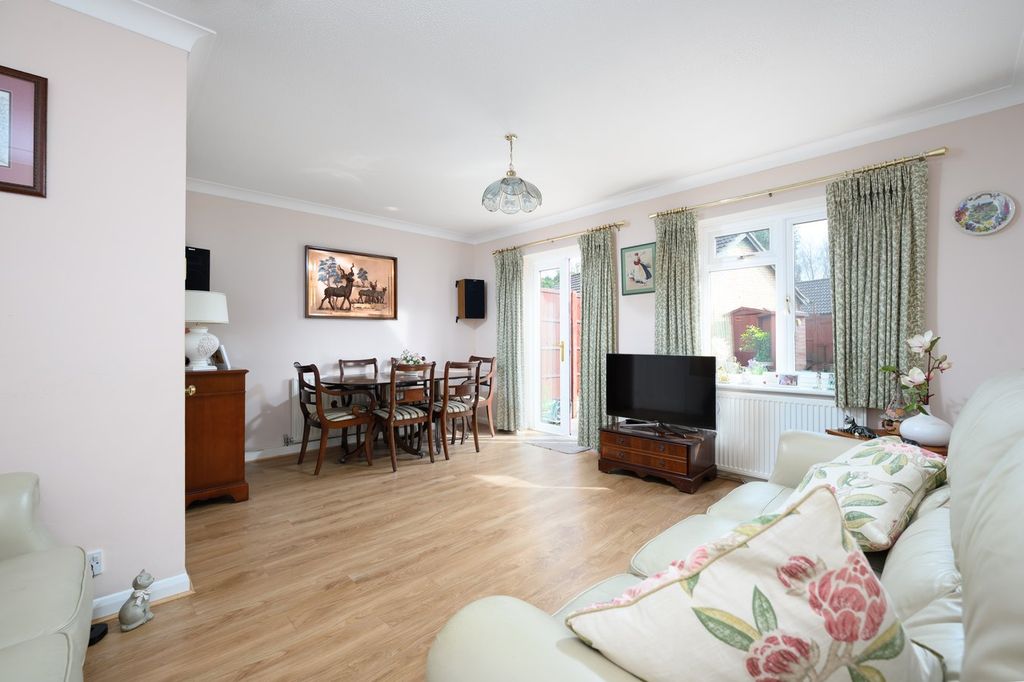 Property photo 3 of 13