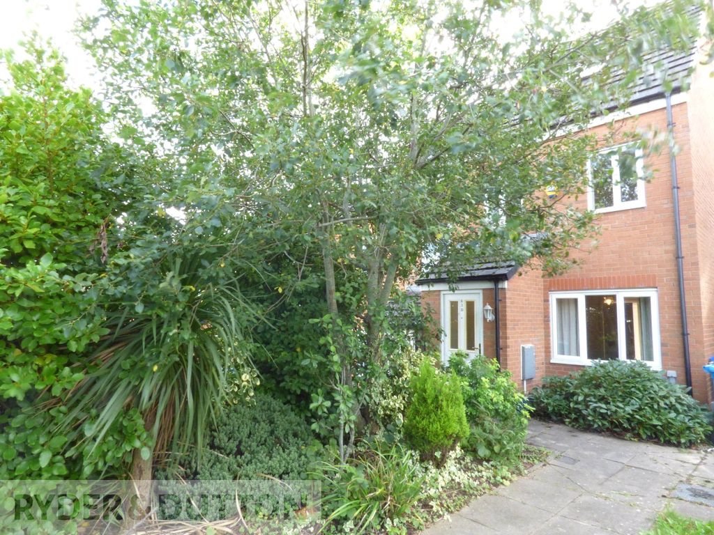 Property photo 1 of 16 Front