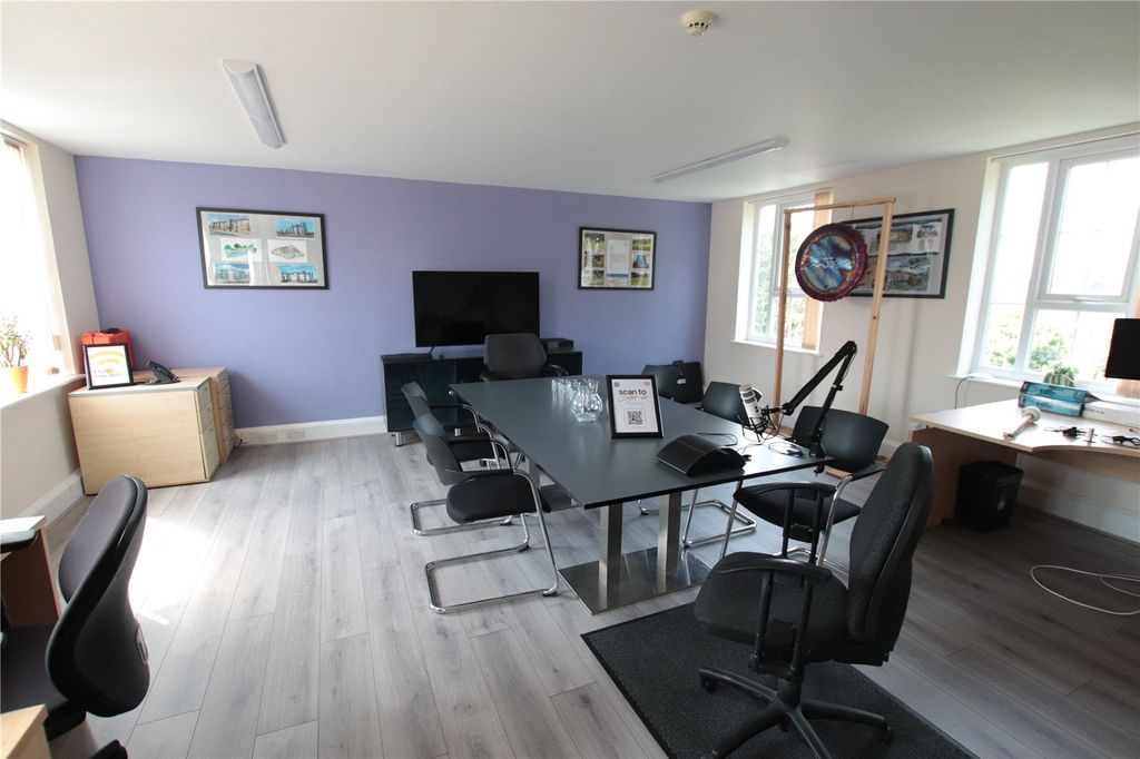 Property photo 3 of 5 Picture No. 03