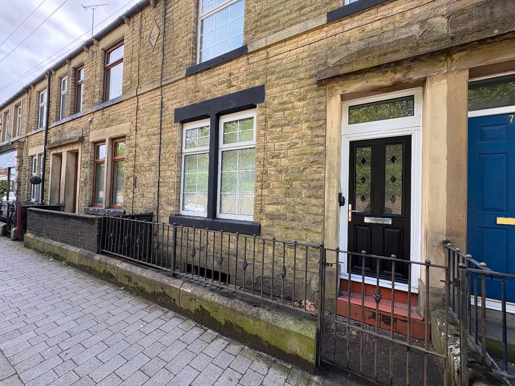 Property photo 2 of 23