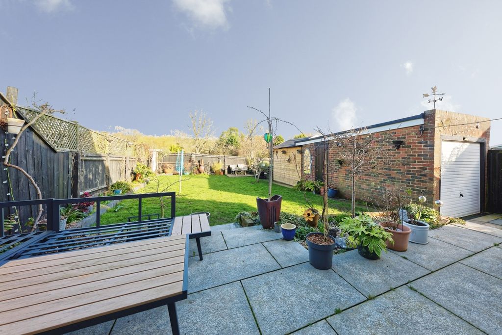 Property photo 1 of 23 Pbox-Img.Jpg