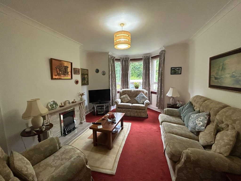 Property photo 2 of 6