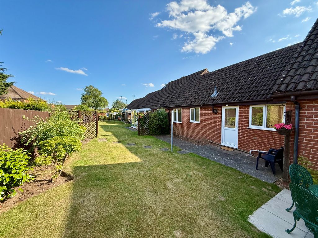 Property photo 2 of 12