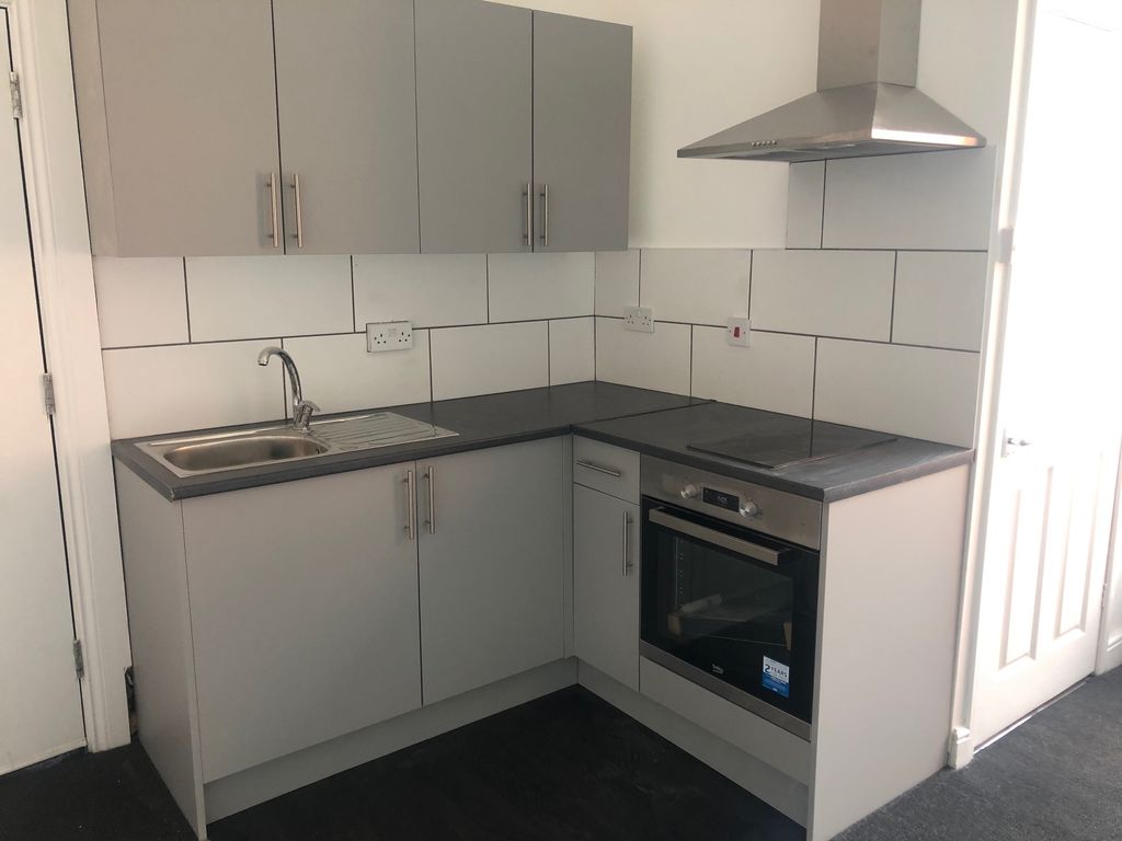 Property photo 2 of 3