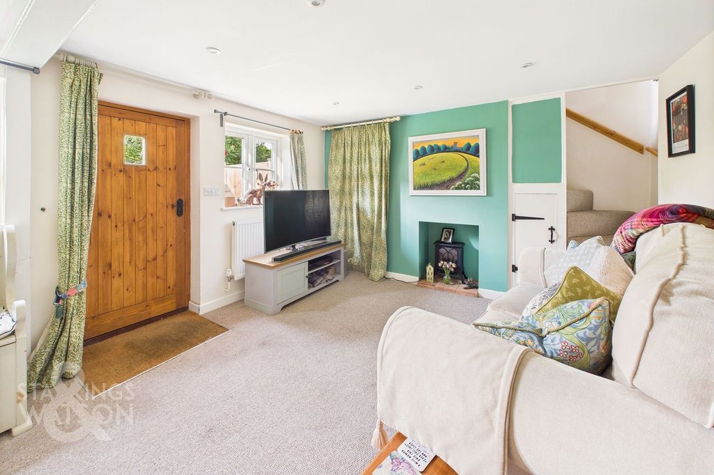 Property photo 3 of 17