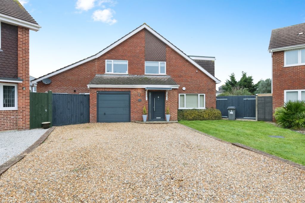 Property photo 1 of 20