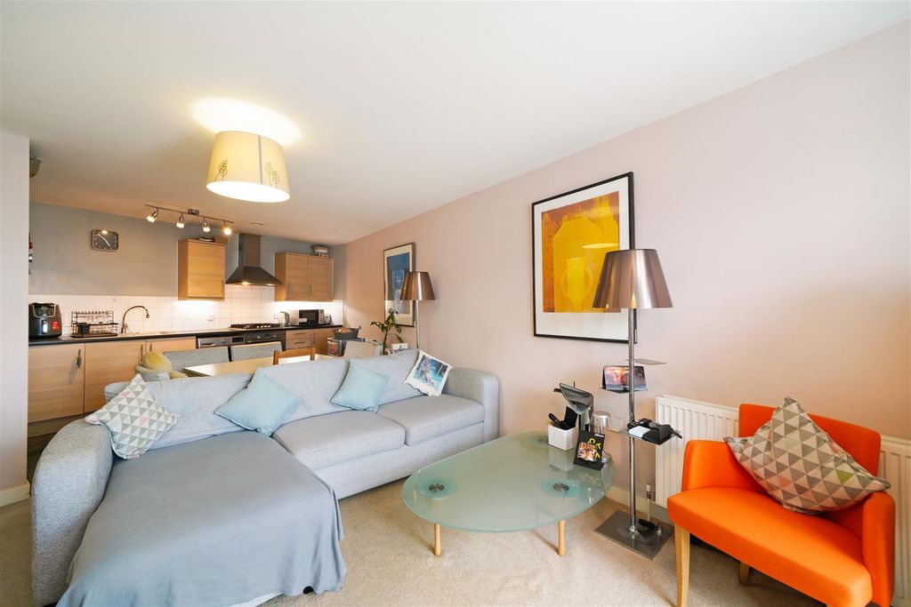 Property photo 1 of 9 Flat 26, Ebony Court - d9Nauhjddjkxblklk4Zn.Jpg