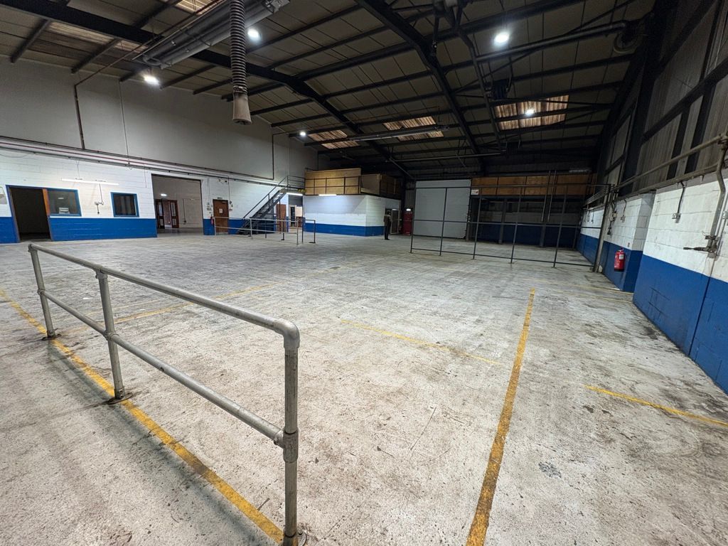 Property photo 3 of 6 Photo 2