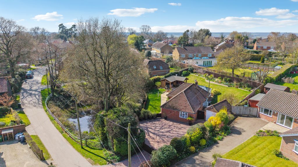 Property photo 1 of 19 Dji_20250404132408_0149_D