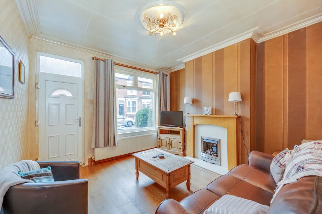 Property photo 2 of 12