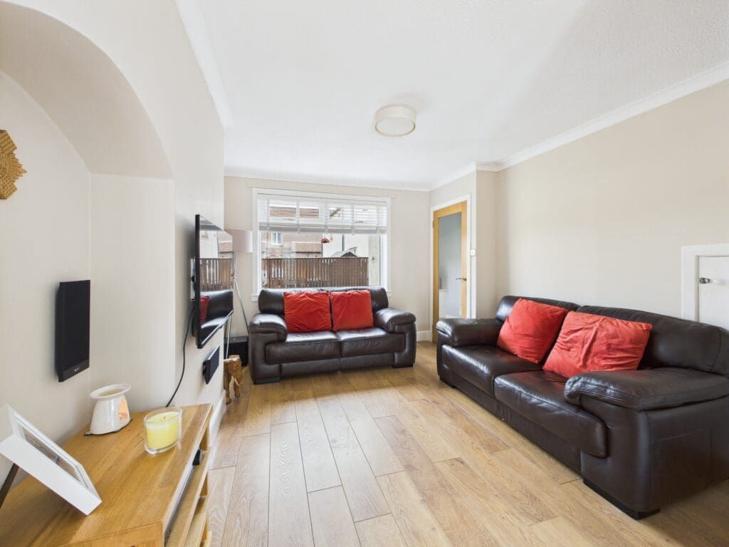 Property photo 3 of 22