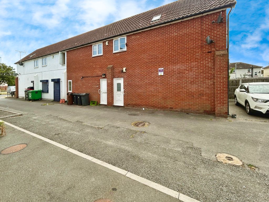 Property photo 1 of 17