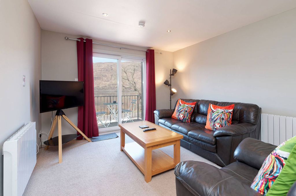 Property photo 3 of 22