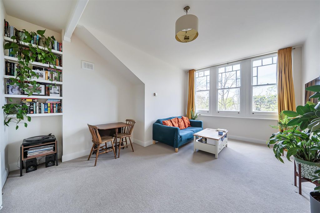 Property photo 2 of 15 1429722-2-69ce74Ad6357F.Jpg