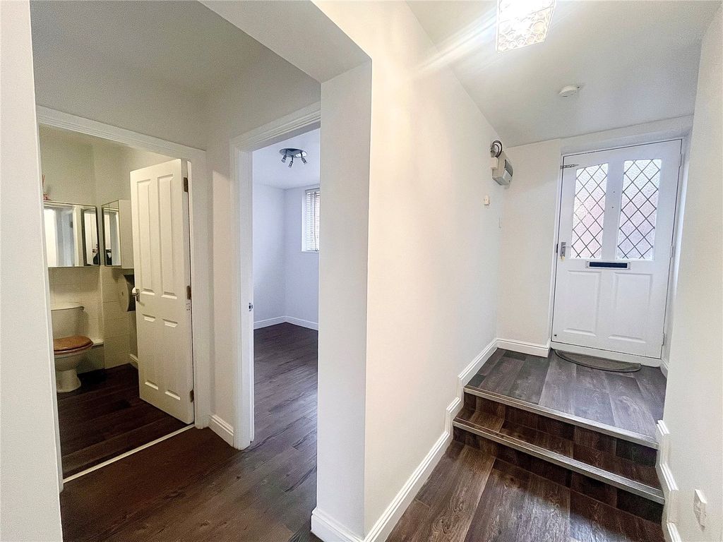 Property photo 3 of 17 Picture No. 15