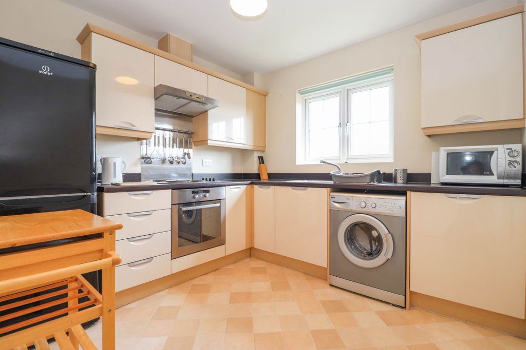 Property photo 2 of 7