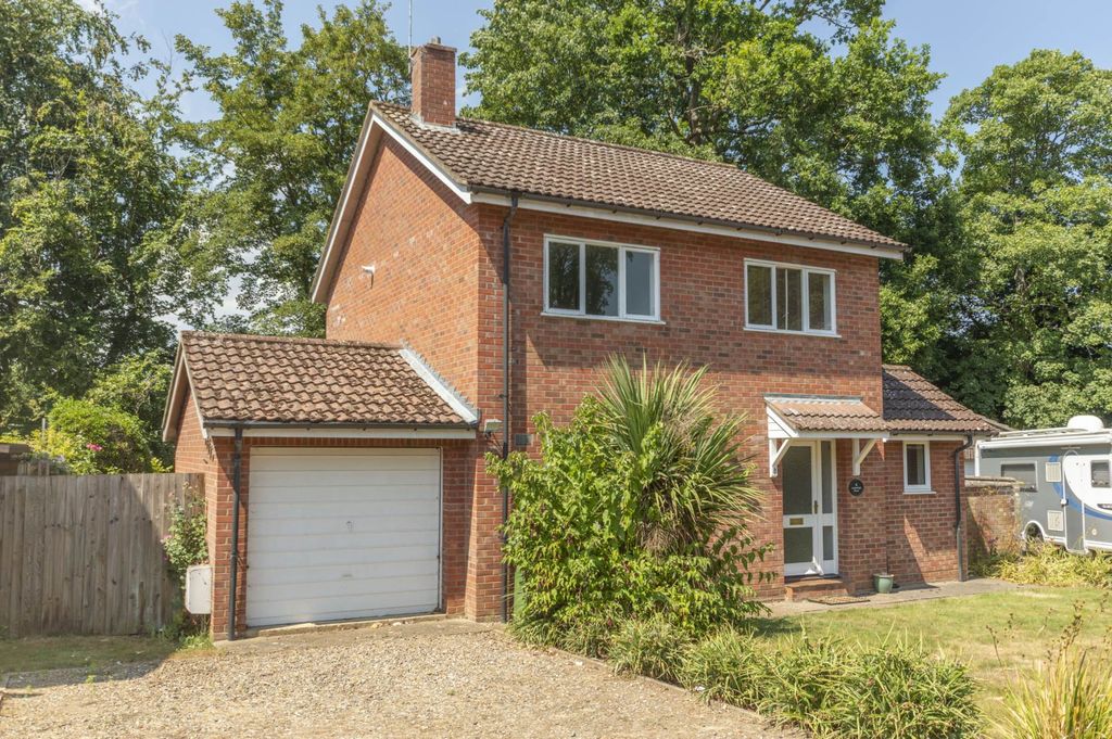 Property photo 1 of 12
