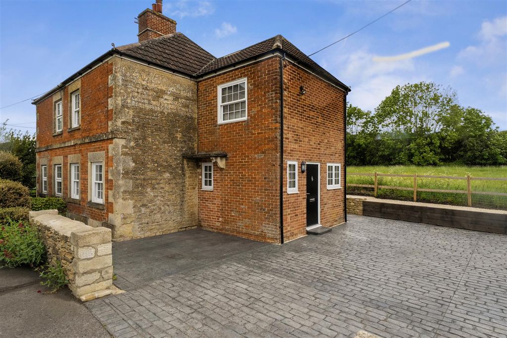 Property photo 1 of 16 1463564-17-6A0c5ba702c73.Jpg