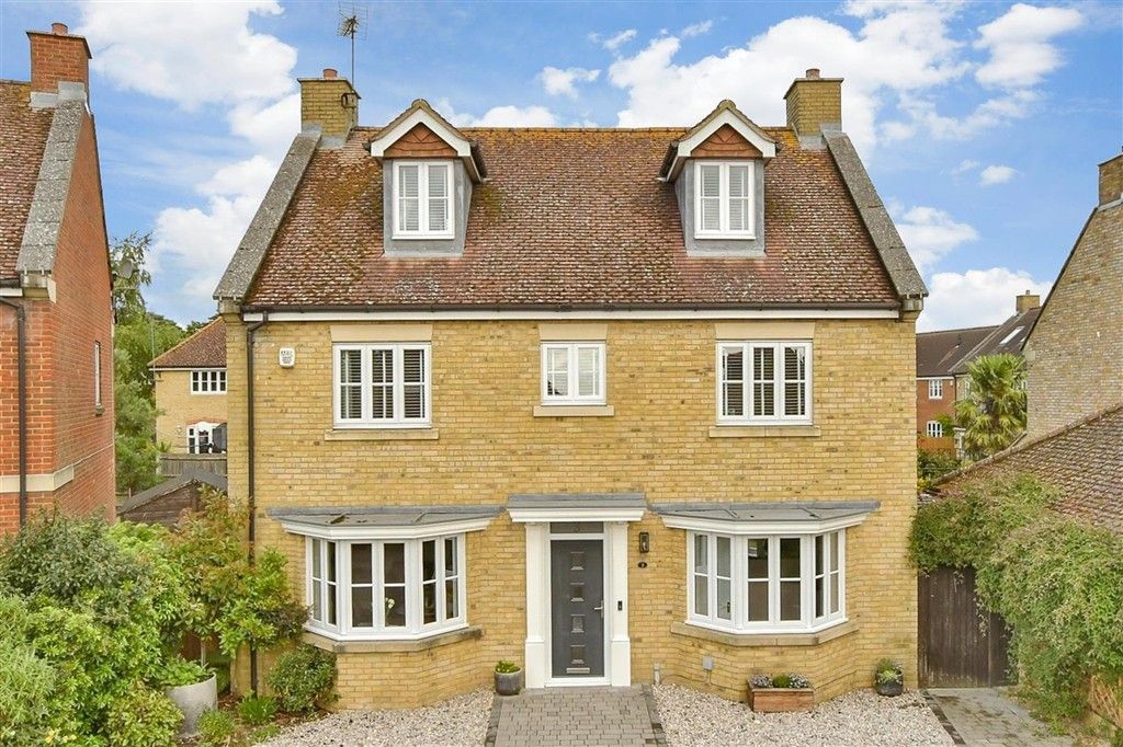 Property photo 3 of 15 External (Web).