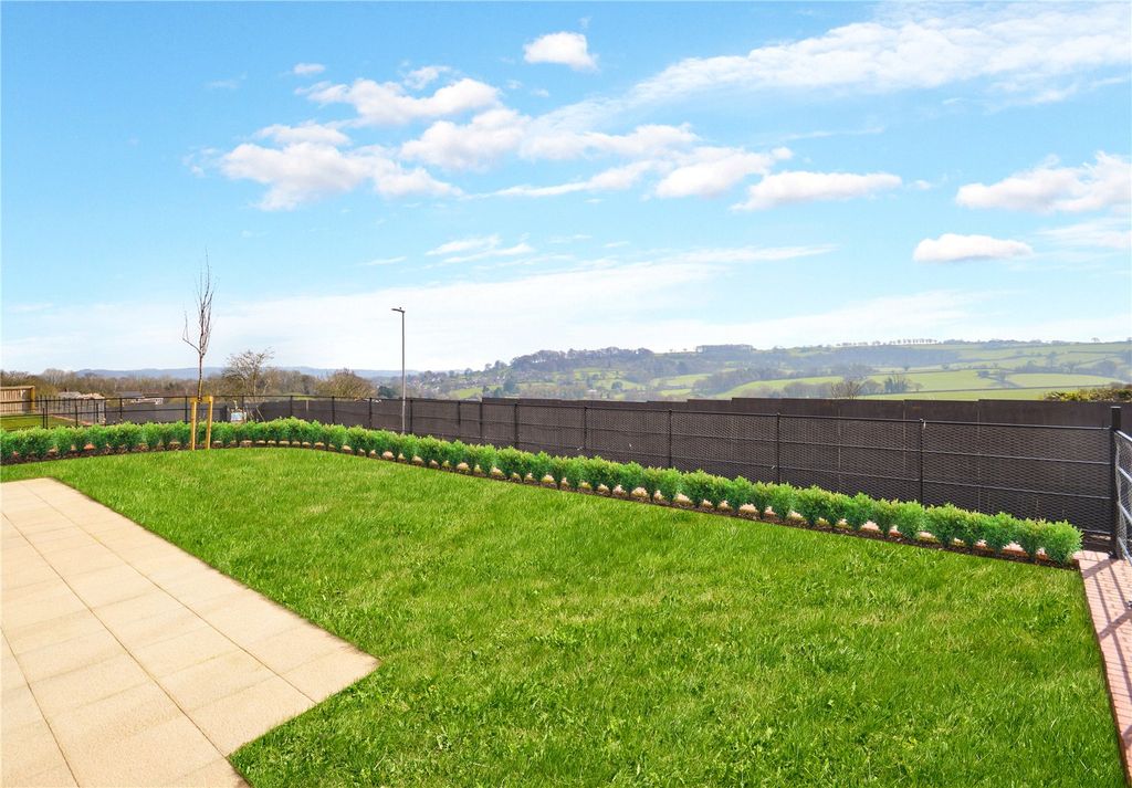 Property photo 3 of 10 Picture No. 20