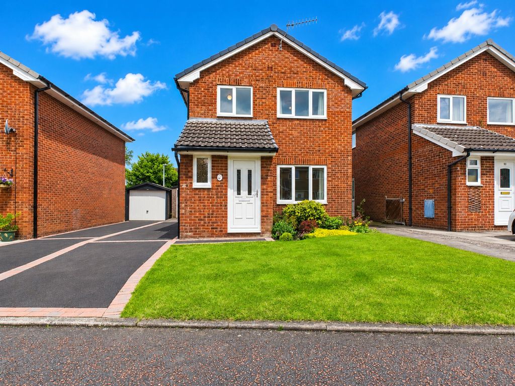 Property photo 1 of 12 Welcome To Levens Close