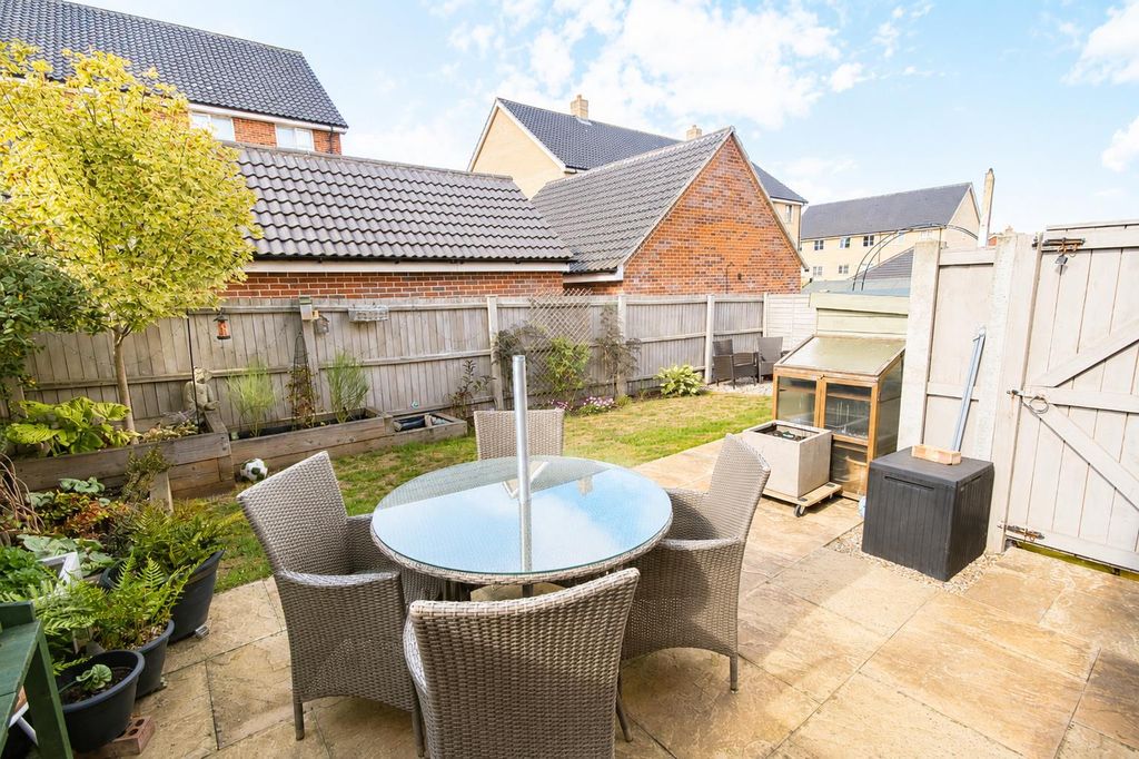 Property photo 3 of 16 83608c41-E95d-4c30-Ad7c-91A3Ab23A08d.Png