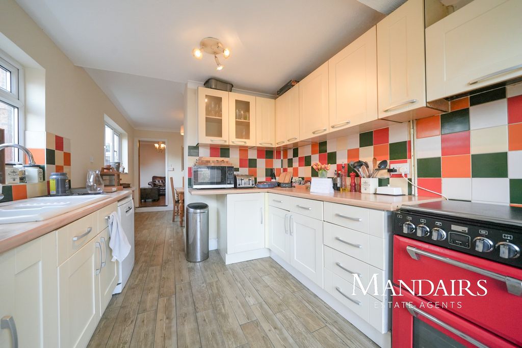 Property photo 1 of 21