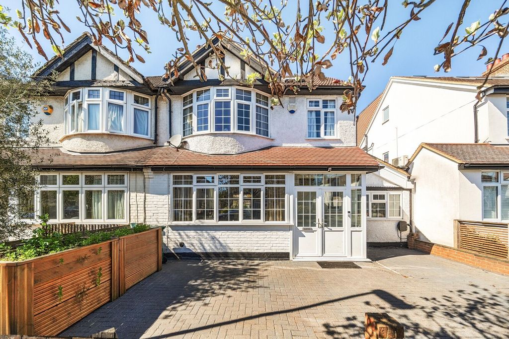 Property photo 1 of 18 1440094-1-69d534E...