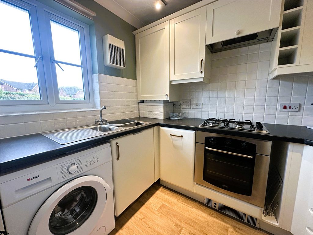 Property photo 2 of 17 Picture No. 02