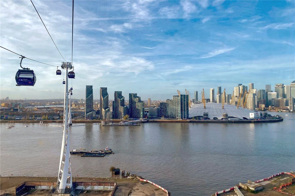 Property photo 1 of 33 Picture No. 40