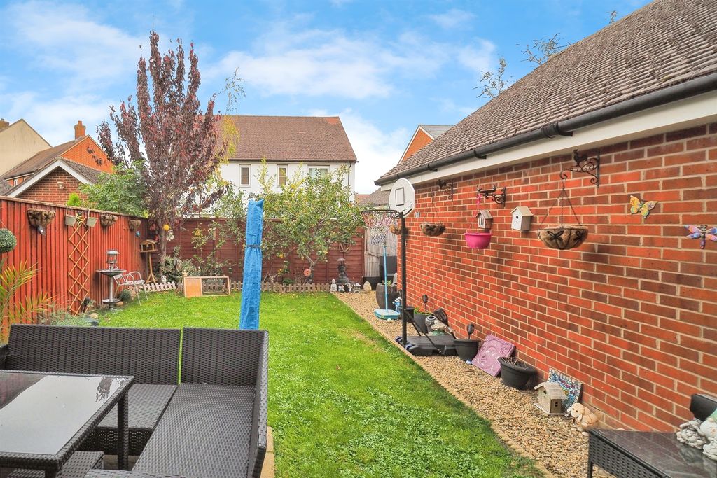 Property photo 3 of 14