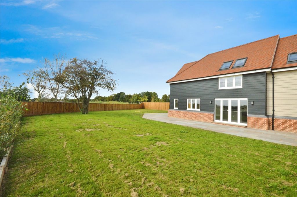 Property photo 2 of 24 Picture No. 31