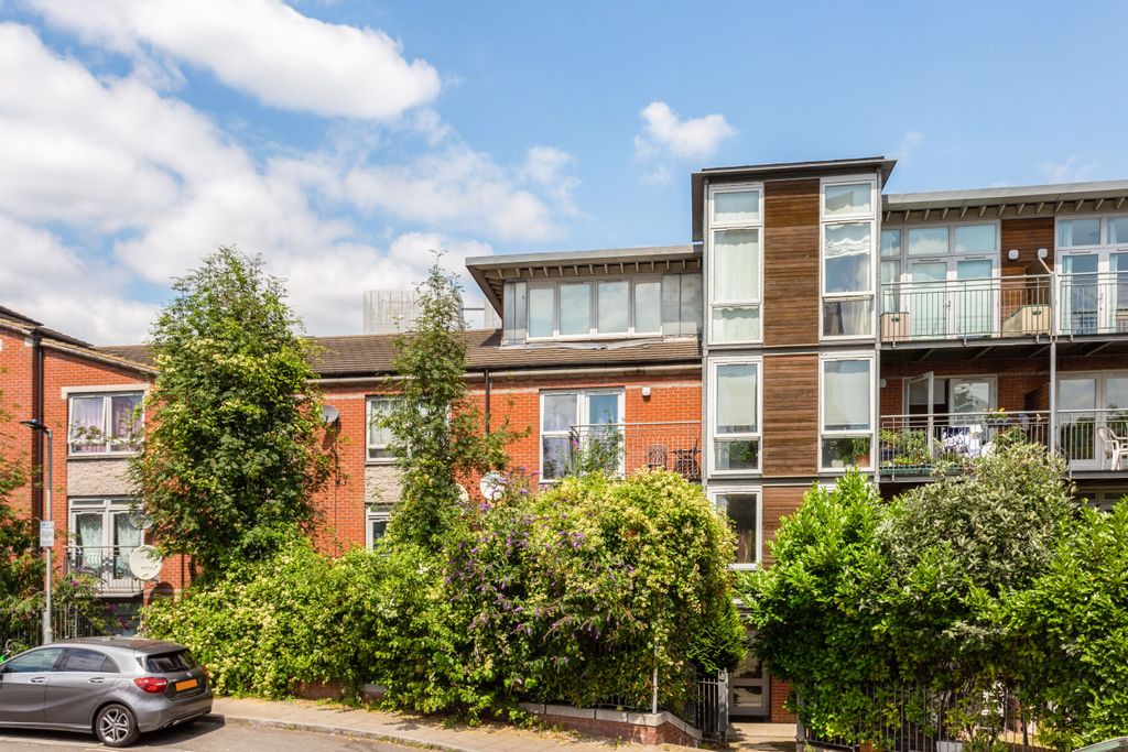 Property photo 1 of 11 1